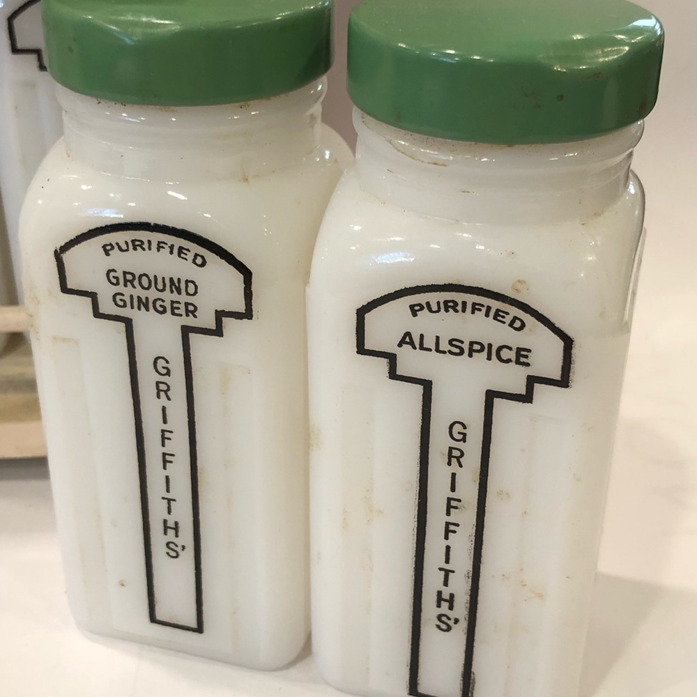 Vintage Griffith's Spice Jar Set In Holder Green Lids Used Milk White Rare-Read - Picture 2 of 16